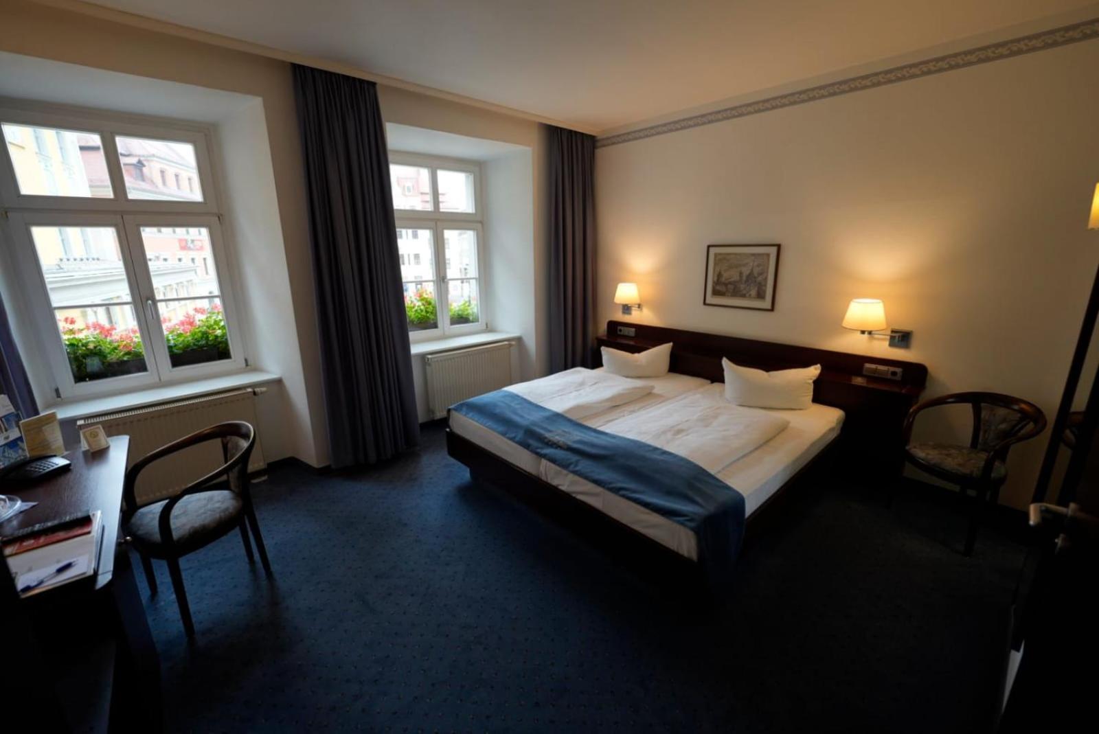 Hotel Goldener Adler Bautzen Exterior photo
