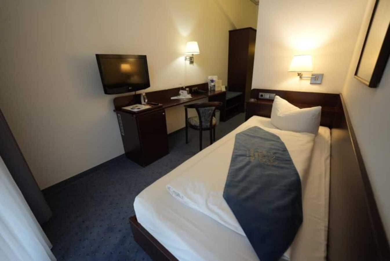 Hotel Goldener Adler Bautzen Exterior photo